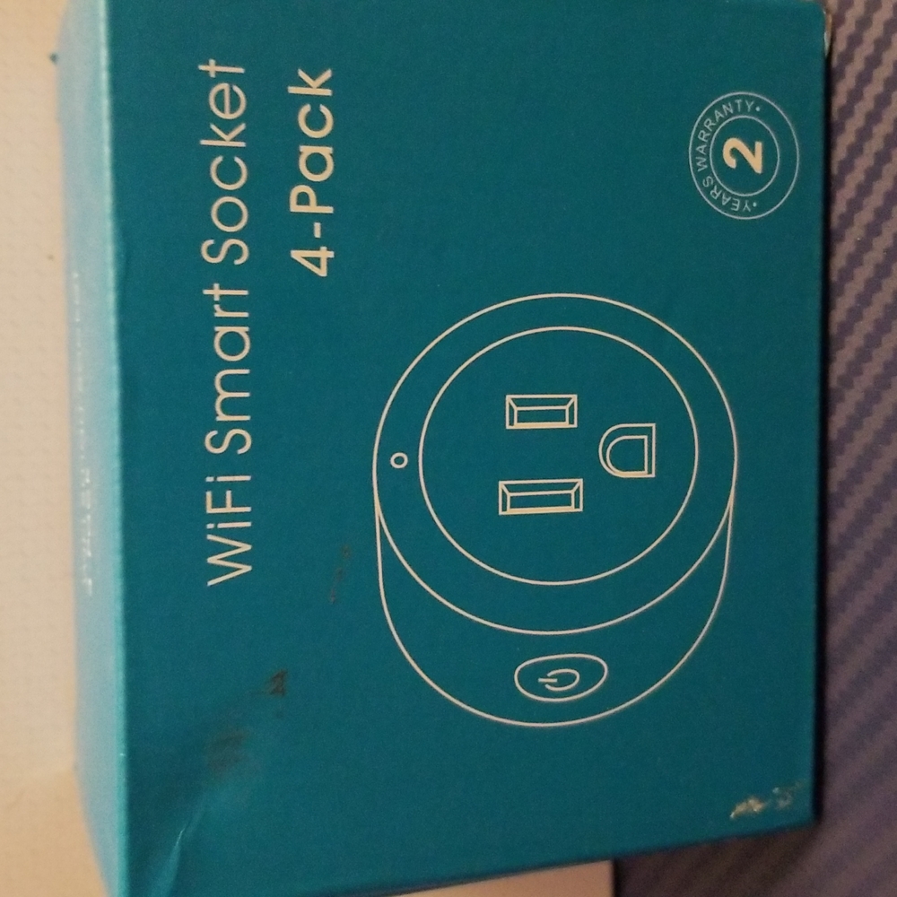 4 pack of smart plugs